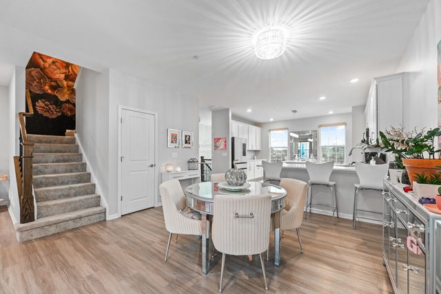 1627 Sager Way, Batavia, IL 60510