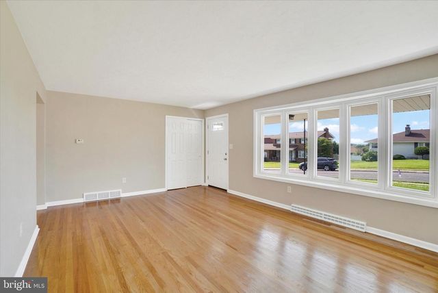 1995 WORTH ST, York, PA 17404