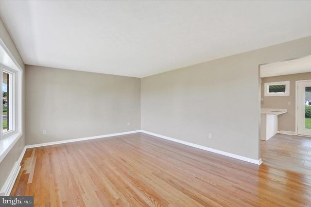 1995 WORTH ST, York, PA 17404