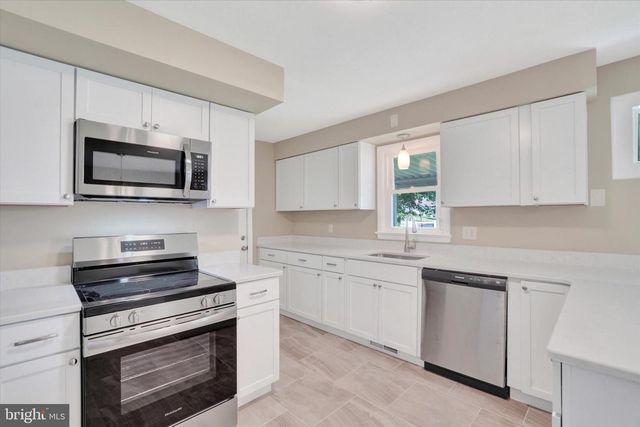 1995 WORTH ST, York, PA 17404