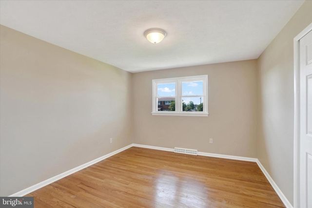 1995 WORTH ST, York, PA 17404