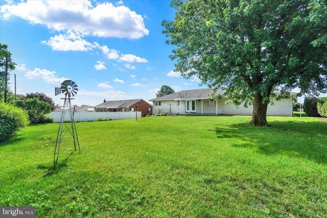 1995 WORTH ST, York, PA 17404