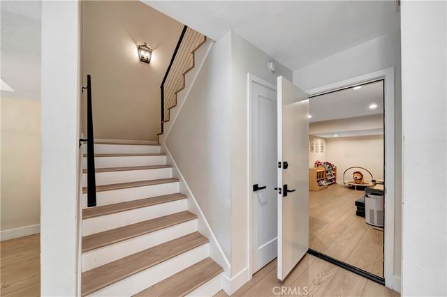 30480 Passageway Place, Agoura Hills, CA 91301