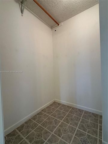 8940 S Hollybrook Blvd 201, Pembroke Pines, FL 33025