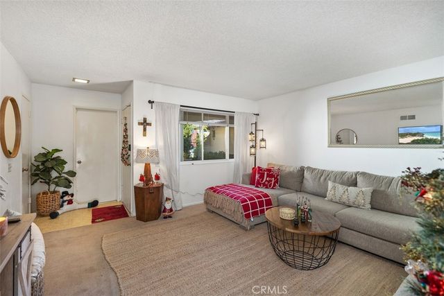 26182 26186 Via De Toledo, San Juan Capistrano, CA 92675