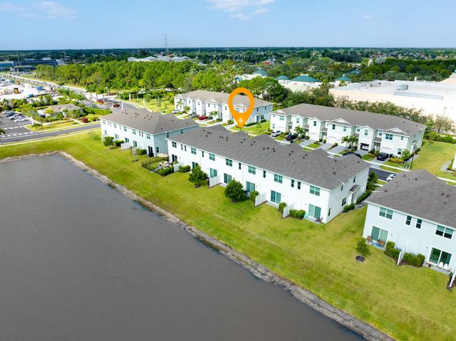 226 SE Woodbark Street, Port St. Lucie, FL 34984