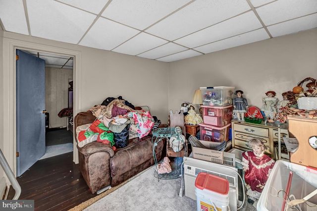 131-133 E CHESTNUT ST, Hanover, PA 17331