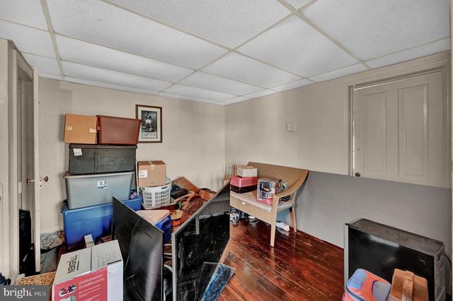 131-133 E CHESTNUT ST, Hanover, PA 17331