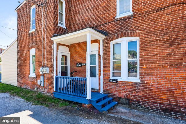 131-133 E CHESTNUT ST, Hanover, PA 17331
