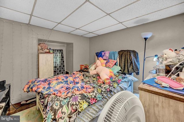 131-133 E CHESTNUT ST, Hanover, PA 17331