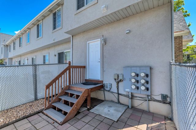 18 W 680 N, Orem, UT 84057