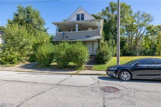 3405 E 117, Cleveland, OH 44120