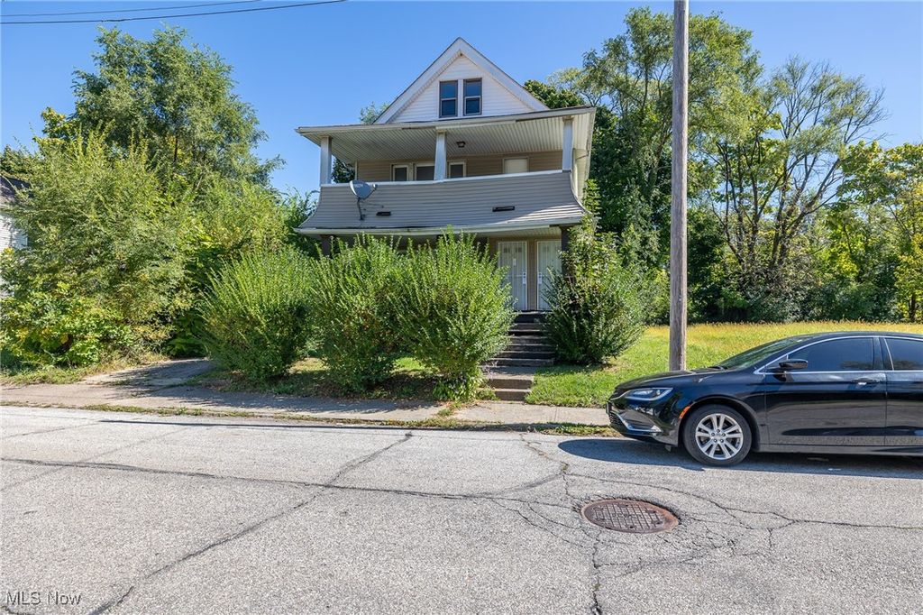 3405 E 117, Cleveland, OH 44120
