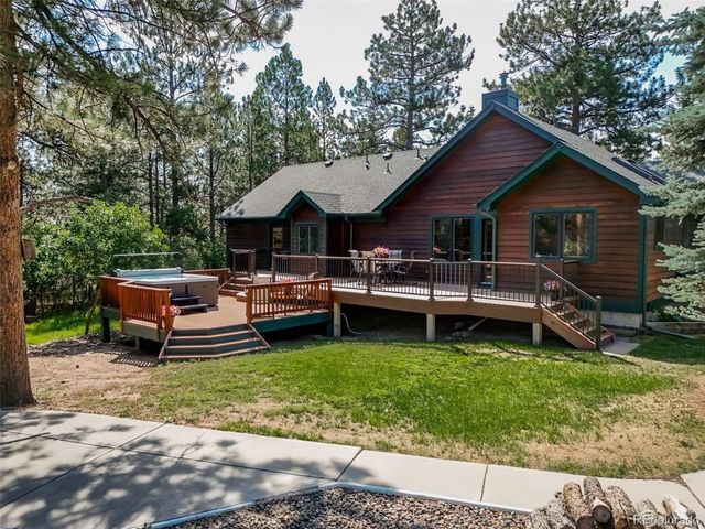 1087 Tenderfoot Dr, Larkspur, CO 80118