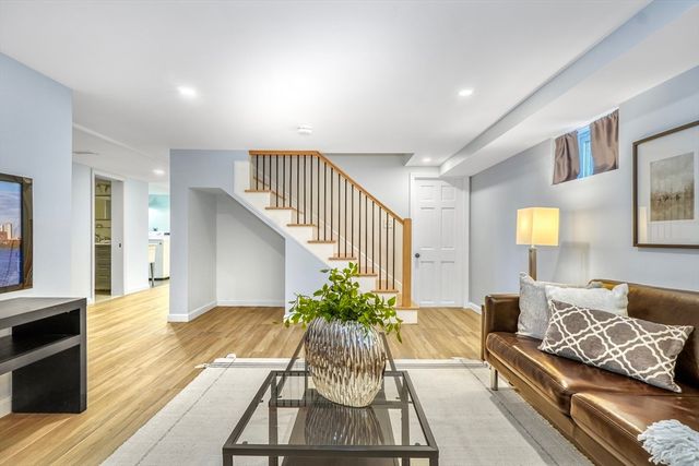 115 Washington St, Melrose, MA 02176