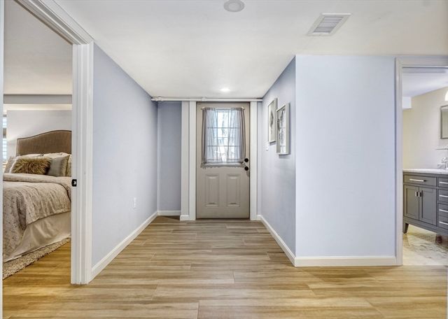 115 Washington St, Melrose, MA 02176