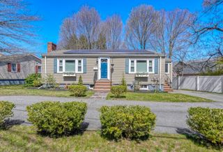 115 Washington St, Melrose, MA 02176