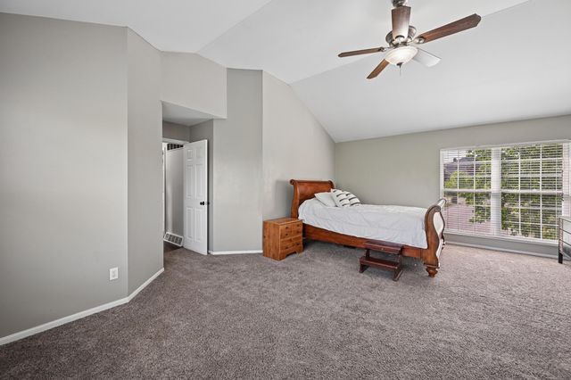 2053 Wedgewood Lane, Hebron, KY 41048
