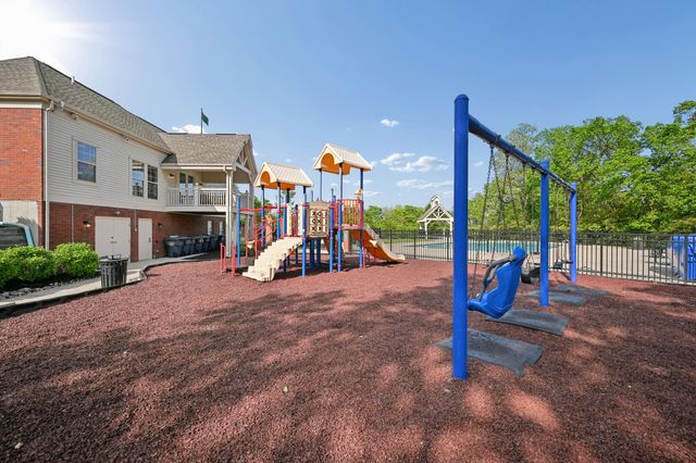 2053 Wedgewood Lane, Hebron, KY 41048