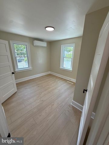 303 PARIS AVE, Brooklawn, NJ 08030
