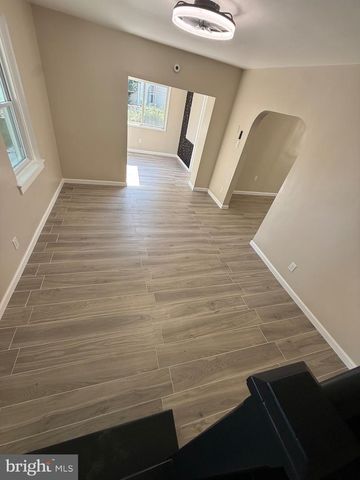 303 PARIS AVE, Brooklawn, NJ 08030