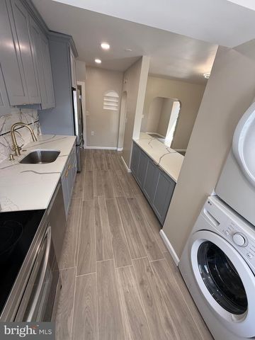 303 PARIS AVE, Brooklawn, NJ 08030