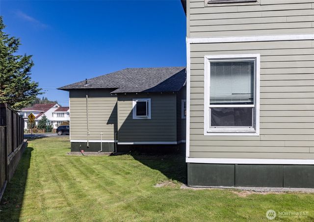 508 Emerson Avenue, Hoquiam, WA 98550