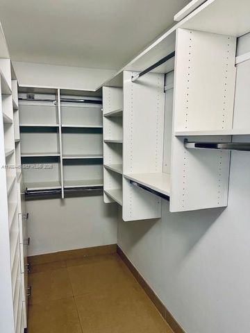 3140 S Ocean Dr 1105, Hallandale Beach, FL 33009