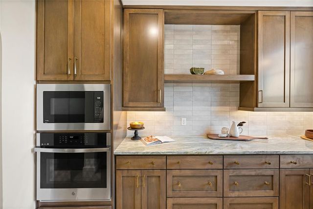 2216 Stone Mill Court, Yukon, OK 73099