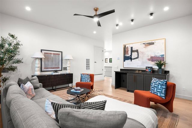 2216 Stone Mill Court, Yukon, OK 73099