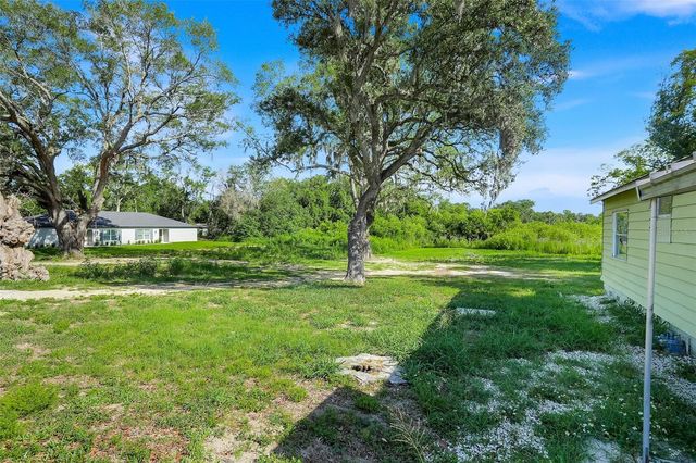 2104 SOUTH STREET, Leesburg, FL 34748