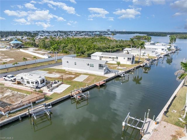 12 Galleon WAY, Fort Myers Beach, FL 33931