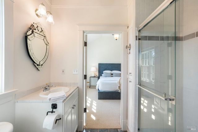 335 Pine Breeze Dr, Angwin, CA 94508