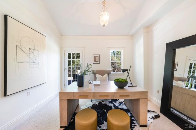 335 Pine Breeze Dr, Angwin, CA 94508