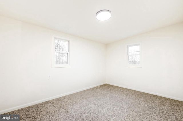 904 S CHESTER RD, West Chester, PA 19382