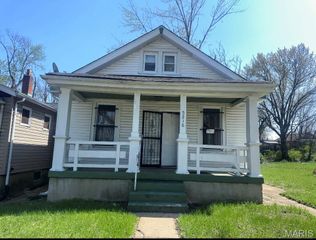 5216 Davison Avenue, St Louis, MO 63120