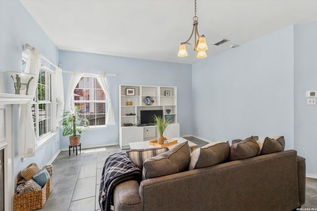 25142 Flying Arrow, San Antonio, TX 78258