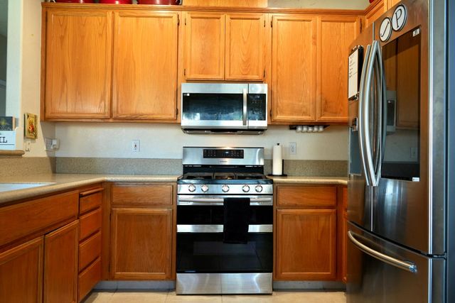 4919 Treetop Dr, Salida, CA 95368