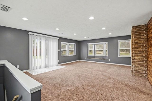 3245 138th Avenue, Hamilton, MI 49419