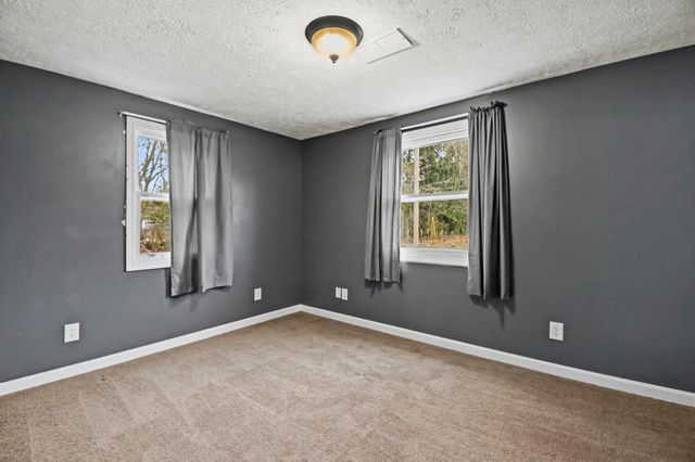 3245 138th Avenue, Hamilton, MI 49419