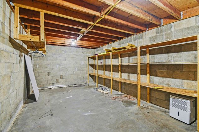 3245 138th Avenue, Hamilton, MI 49419