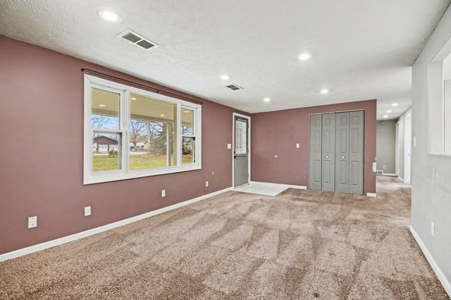 3245 138th Avenue, Hamilton, MI 49419