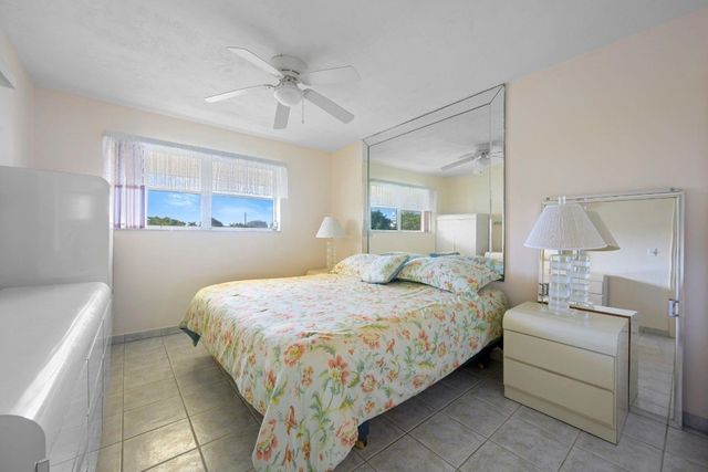 2880 NE 203rd Street 36, Miami, FL 33180