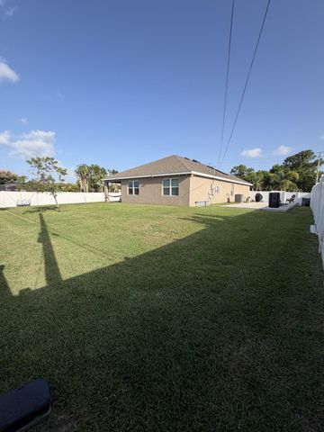 103 SW Oakridge Drive, Port St. Lucie, Port St Lucie, FL 34984