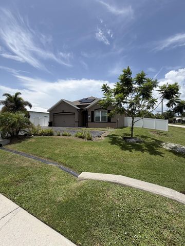 103 SW Oakridge Drive, Port St. Lucie, Port St Lucie, FL 34984