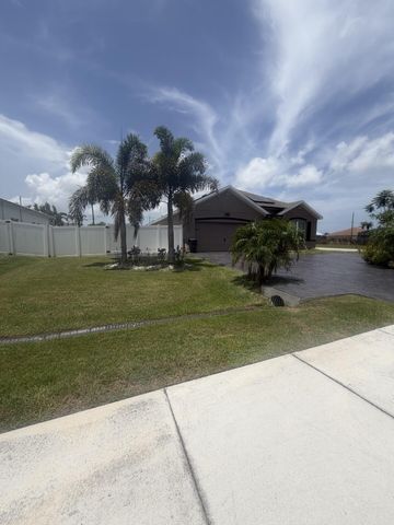 103 SW Oakridge Drive, Port St. Lucie, Port St Lucie, FL 34984