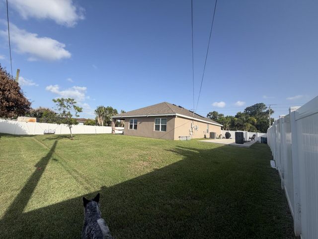 103 SW Oakridge Drive, Port St. Lucie, Port St Lucie, FL 34984