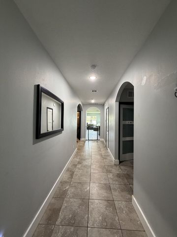 103 SW Oakridge Drive, Port St. Lucie, Port St Lucie, FL 34984