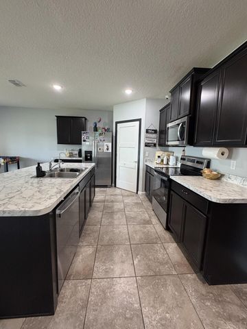 103 SW Oakridge Drive, Port St. Lucie, Port St Lucie, FL 34984