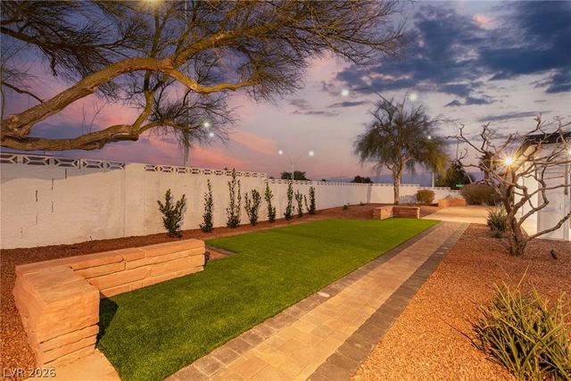 4785 North Grand Canyon Drive, Las Vegas, NV 89129